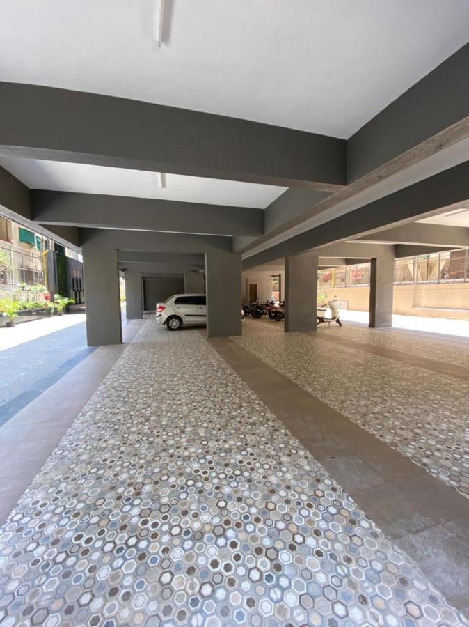Couch & Cheese Homestel The Most Luxurious Hostel For Working Professionals & Students Pune Exterior photo